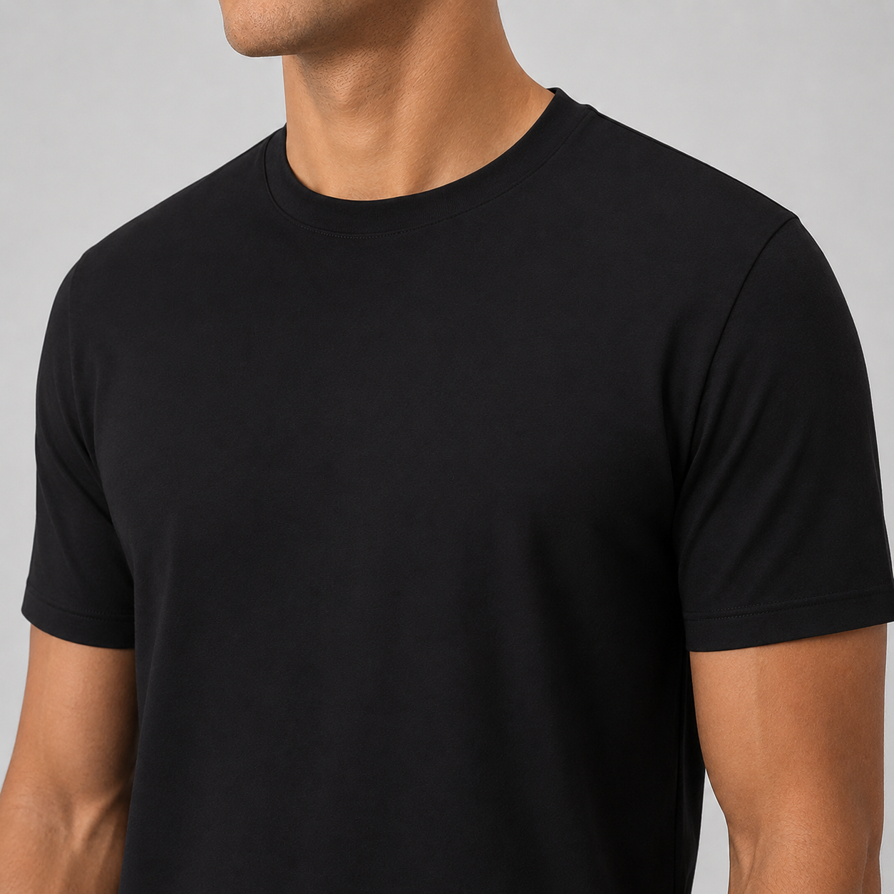 The Classic T-shirt – Deep Black