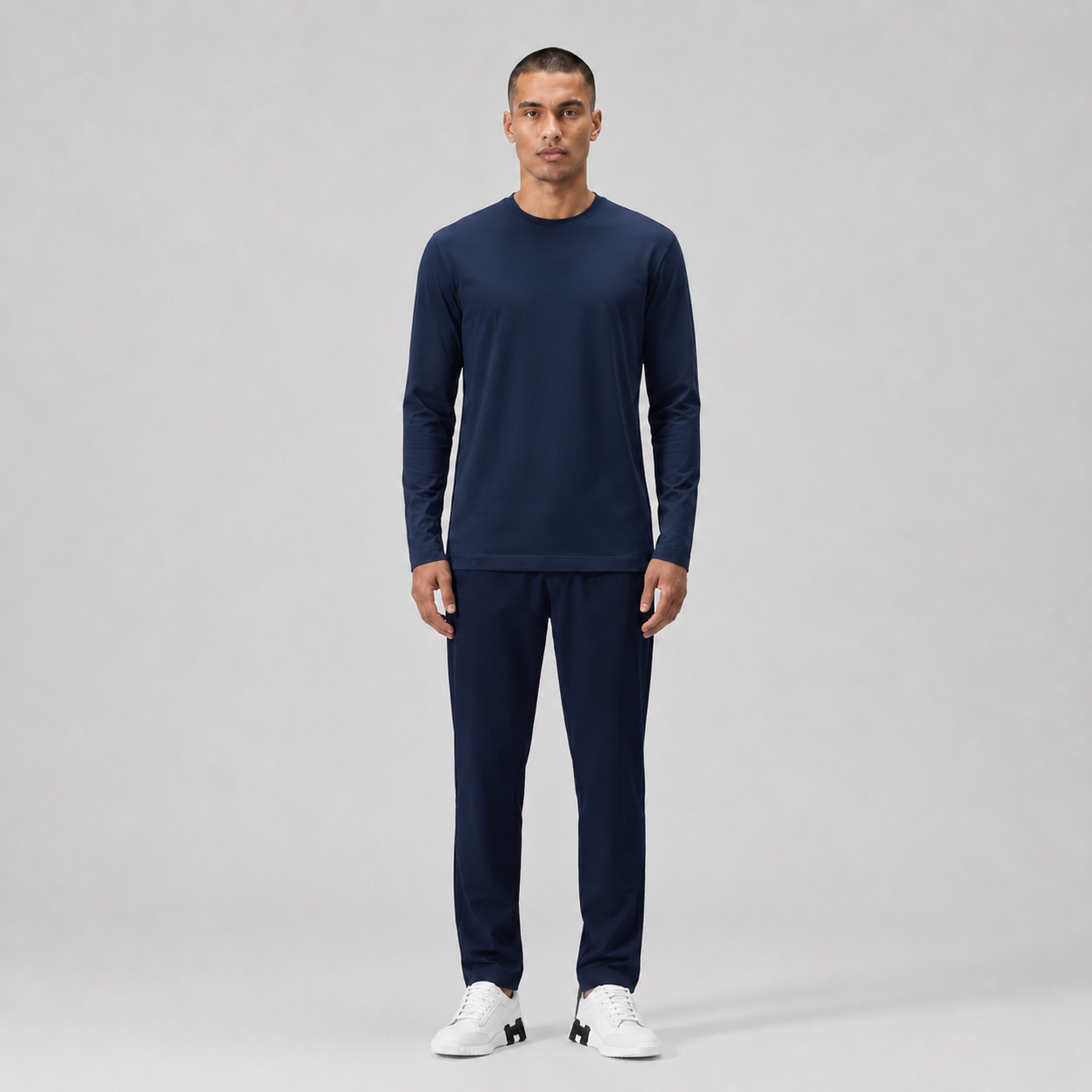 The Classic Longsleeve – Midnight Navy