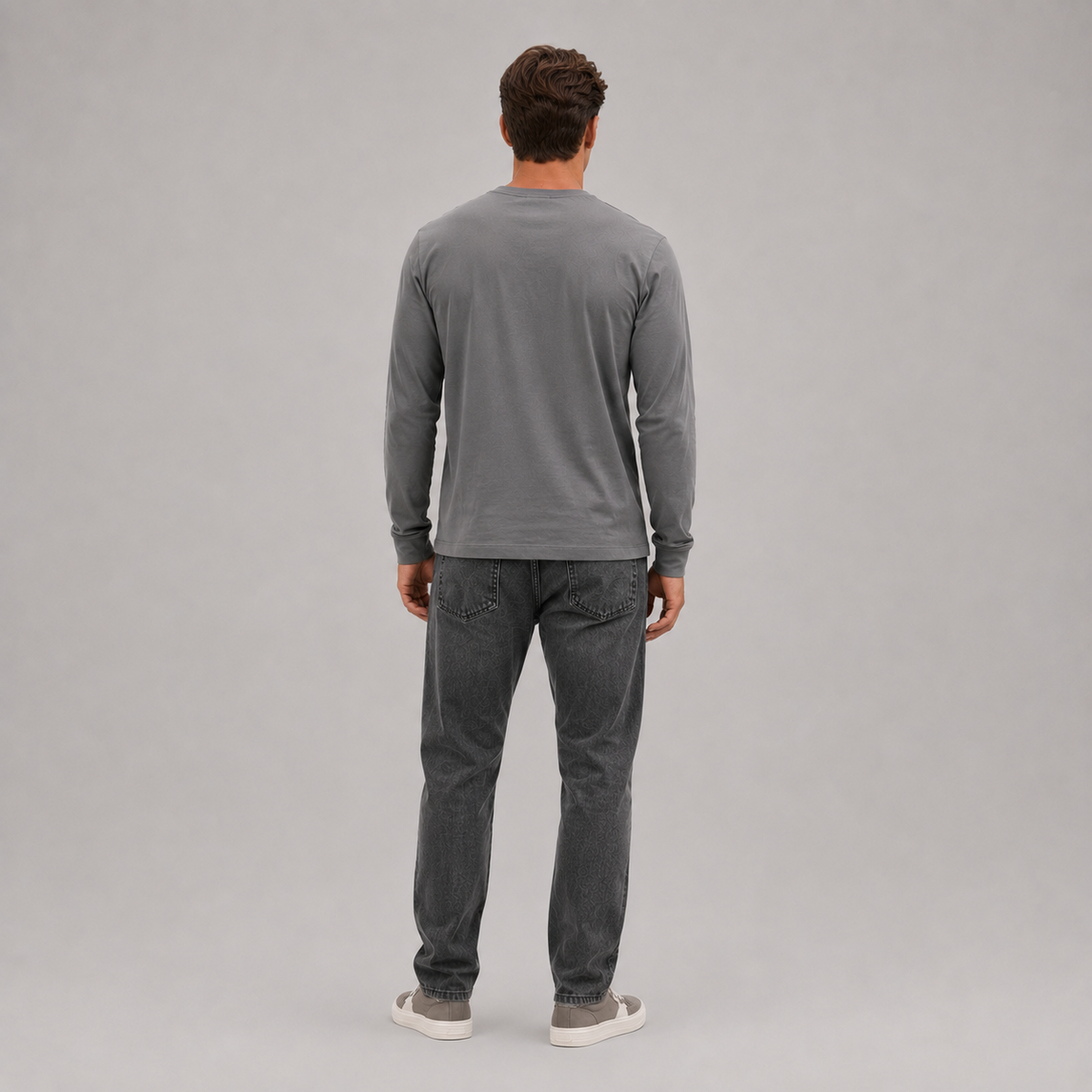 The Classic Longsleeve - Stone Grey