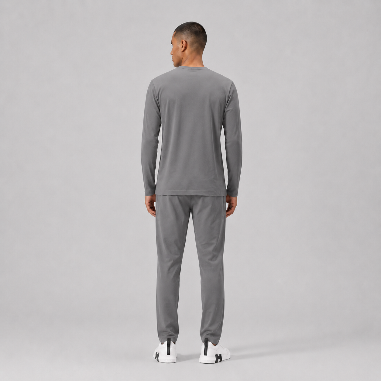 The Classic Longsleeve - Stone Grey